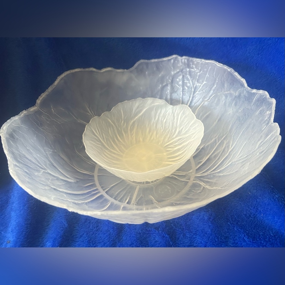 Vintage Berman Industries plastic cabbage leaf salad bowl w/ extra smaller bowl!
